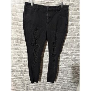 American Eagle Black Jegging with Destruction